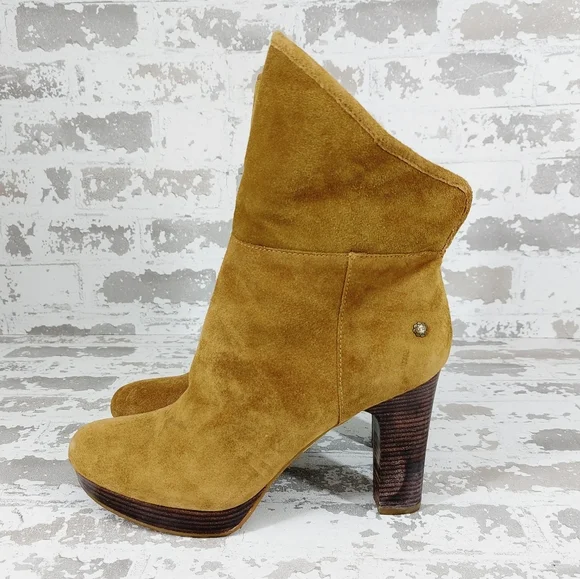 Ugg Dandelion Chestnut Brown Suede Winter Ankle Boots V406 - Picture 1 of 10